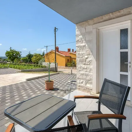 Holiday home Mario 2 By Interhome *