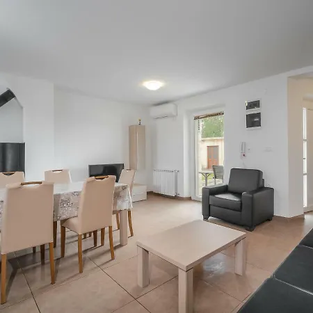 Mario 2 By Interhome Vakantiehuis