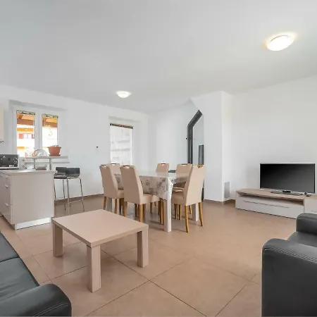 Mario 2 By Interhome Vakantiehuis